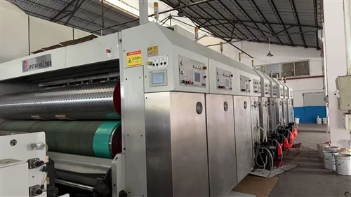 बड़े कार्टन बॉक्स कारखानों के लिए सही नालीदार कार्टन बॉक्स प्रिंटिंग और पैकेज...